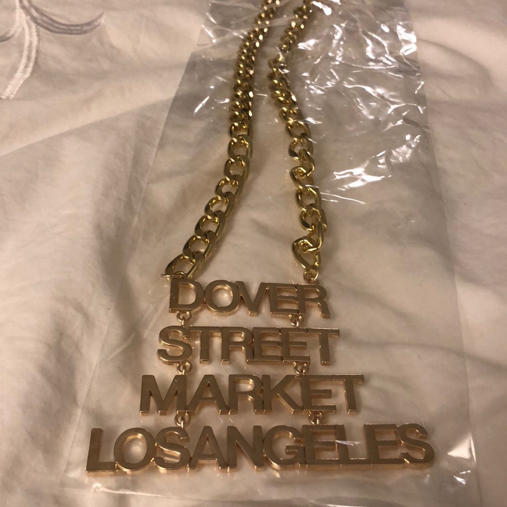 Dover Street Market Los Angeles Chain